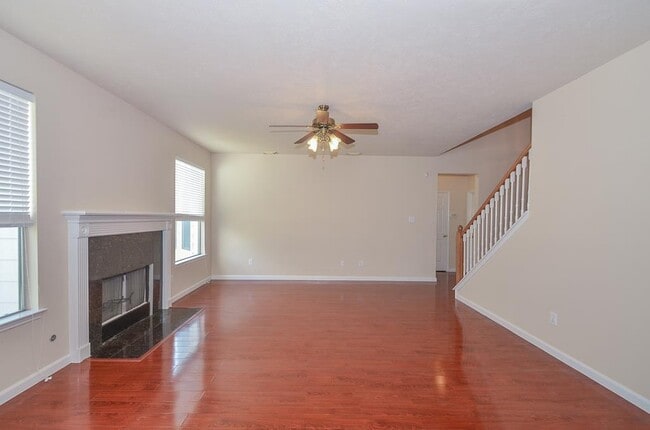 property at 2135 Brinton Oaks Ct