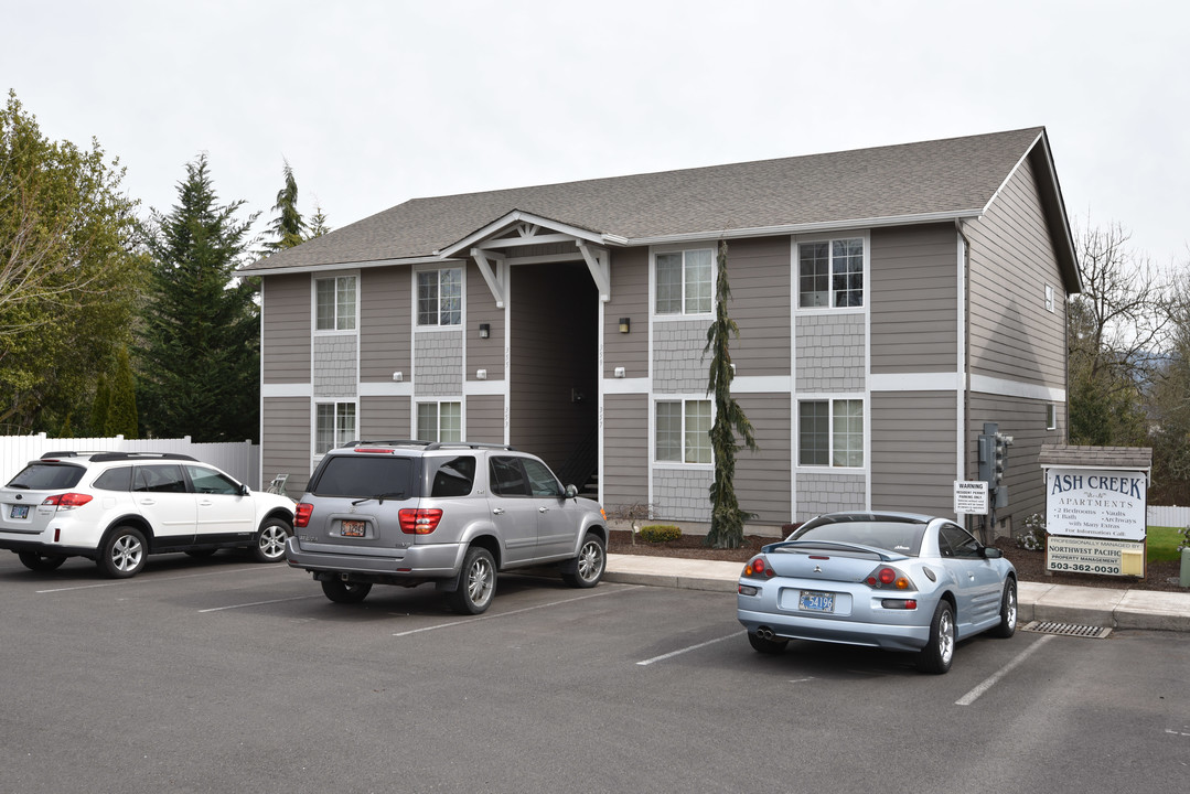 Ash Creek Apartments in Independence, OR - Building Photo