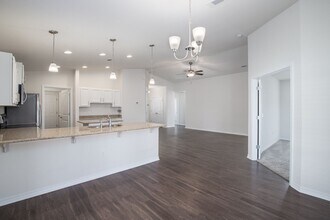 4375 Thistle Pine Ct in Milton, FL - Building Photo - Building Photo