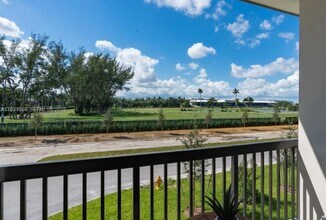 2336 E 4th Ave in Hialeah, FL - Building Photo - Building Photo