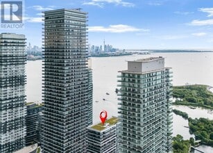 65 Annie Craig Dr in Toronto, ON - Building Photo - Building Photo