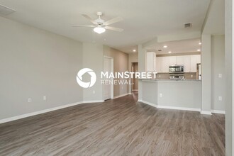 1238 NE 40th Terrace in Cape Coral, FL - Foto de edificio - Building Photo