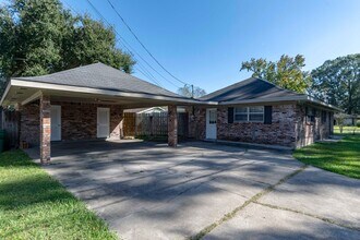 101 Wakefield Dr in Lafayette, LA - Building Photo - Building Photo