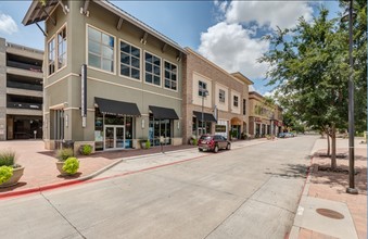 Legacy North in Plano, TX - Building Photo - Building Photo