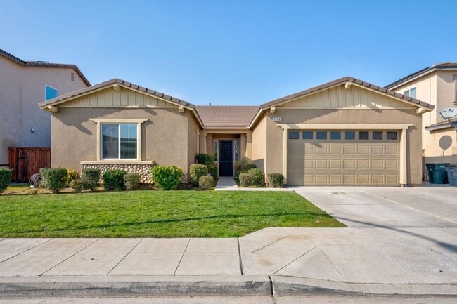 property at 3769 N Carriage Ave