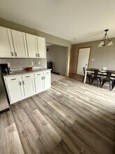 3006 SW Glenbrooke Blvd in Ankeny, IA - Foto de edificio - Building Photo