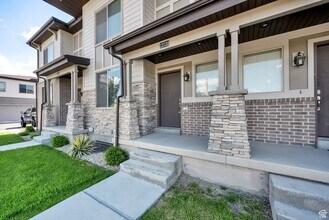 12732 S 1630 W in Riverton, UT - Building Photo - Building Photo