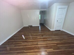 908 Walnut St in Anderson, IN - Building Photo - Building Photo