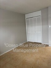 1947 Ricardo Ave in Ft. Myers, FL - Foto de edificio - Building Photo