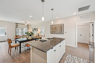 The Everstead at Conroe in Conroe, TX - Building Photo - Building Photo