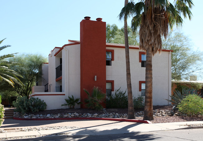 San Marco Square in Tucson, AZ - Building Photo - Building Photo