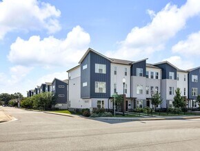319 Steeples Blvd in Indianapolis, IN - Building Photo - Building Photo
