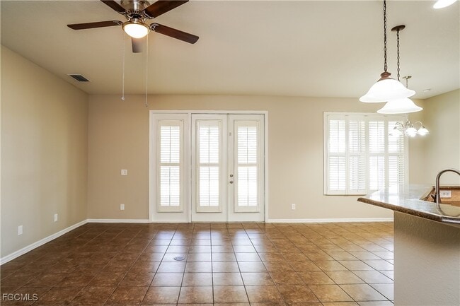 11049 River Trent Ct in Lehigh Acres, FL - Building Photo - Building Photo