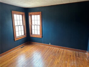 203 Mill St in Jasper, AR - Foto de edificio - Building Photo