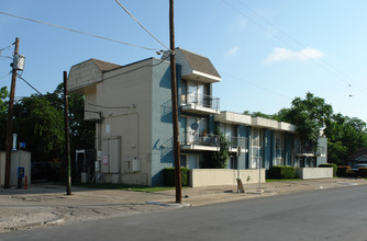 Hartford Apartments in Dallas, TX - Building Photo - Building Photo