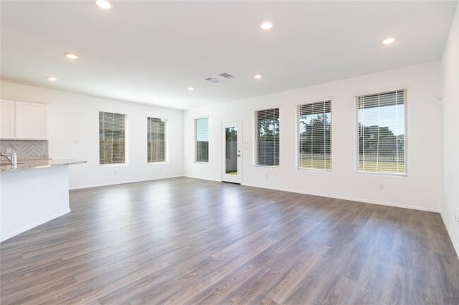 9411 Clearwater Bluff Ln in Houston, TX - Building Photo - Building Photo