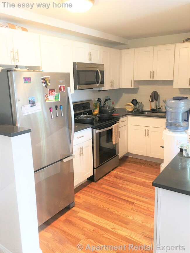 134 Summer St, Unit #35 in Malden, MA - Foto de edificio - Building Photo