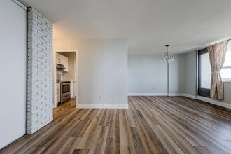 40-2840 Homewood Ave in Toronto, ON - Building Photo - Building Photo