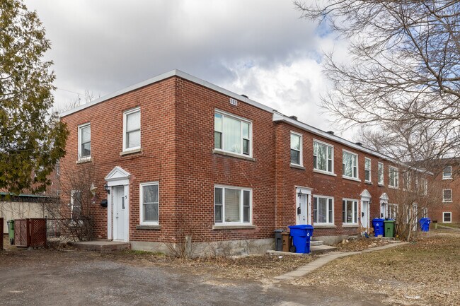 11 De La Coopération St in Gatineau, QC - Building Photo - Primary Photo