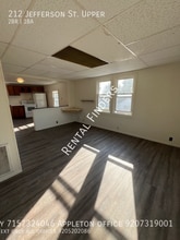 212 Jefferson St in Chilton, WI - Foto de edificio - Building Photo