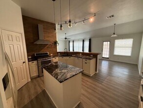 1121 Wigwam in Leander, TX - Building Photo - Building Photo