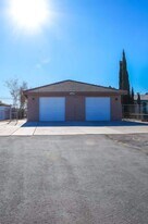 16475 Vine St, Unit Unit A in Hesperia, CA - Building Photo