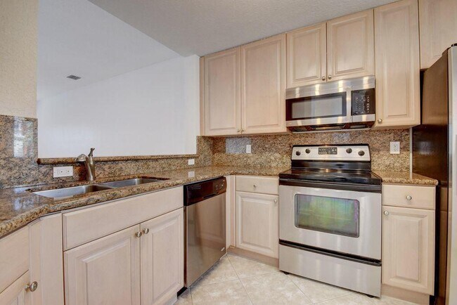 1602 Coastal Bay Blvd in Boynton Beach, FL - Building Photo - Building Photo