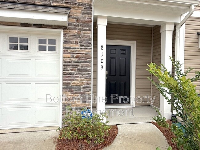 8109 Murray Br Dr in Charlotte, NC - Building Photo - Building Photo