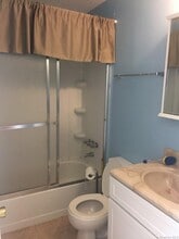 2805 Whispering Hills Dr in Chester, NY - Building Photo - Building Photo