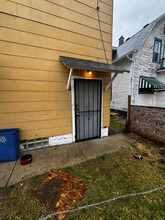 1213 Montrose Ave in Toledo, OH - Building Photo - Building Photo