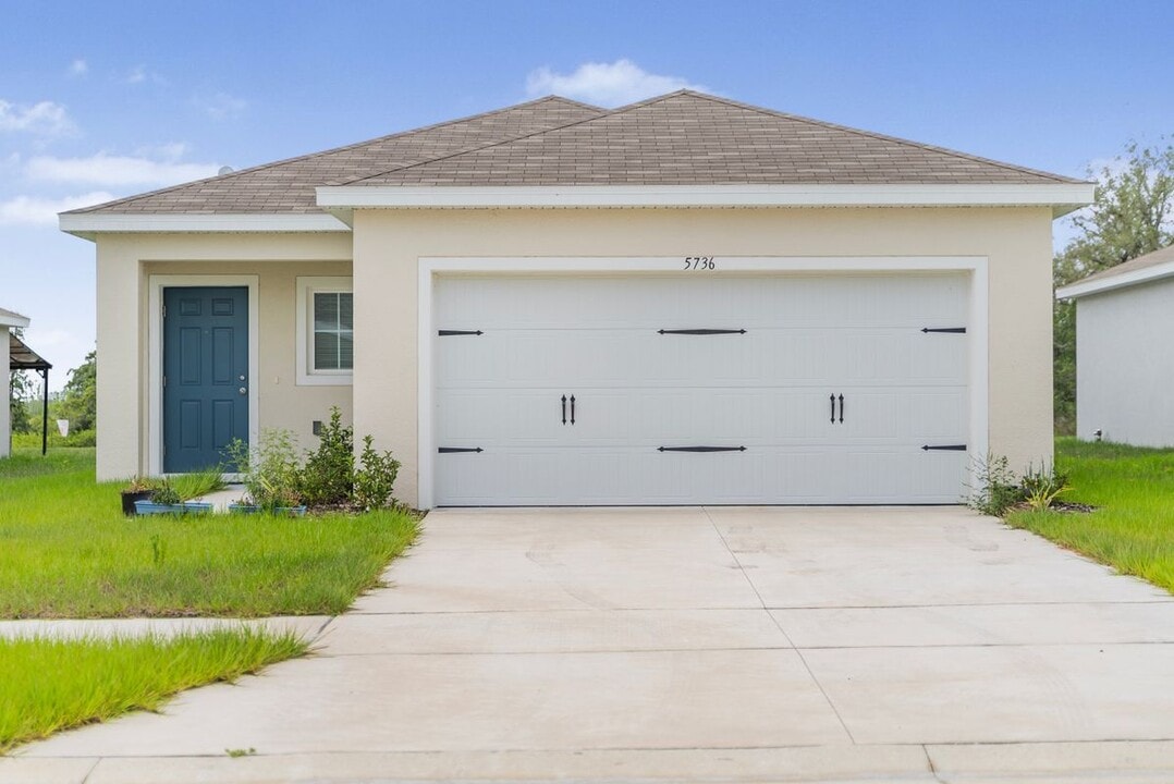 5736 Mast Ave in Haines City, FL - Building Photo