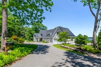 3 Dillingham Point in Camden, ME - Building Photo - Building Photo