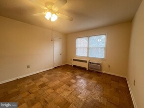 125 Talbott St in Rockville, MD - Building Photo - Building Photo