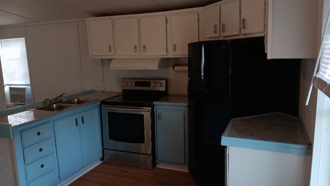 7008 Chestnut Dr in Cocoa, FL - Building Photo - Building Photo