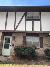 2956 N Dekalb Dr in Atlanta, GA - Building Photo - Building Photo