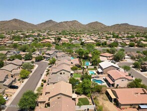 2346 W Hunter Ct in Phoenix, AZ - Building Photo - Building Photo