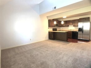 445 Ponderosa Ave in O'Fallon, IL - Building Photo - Building Photo