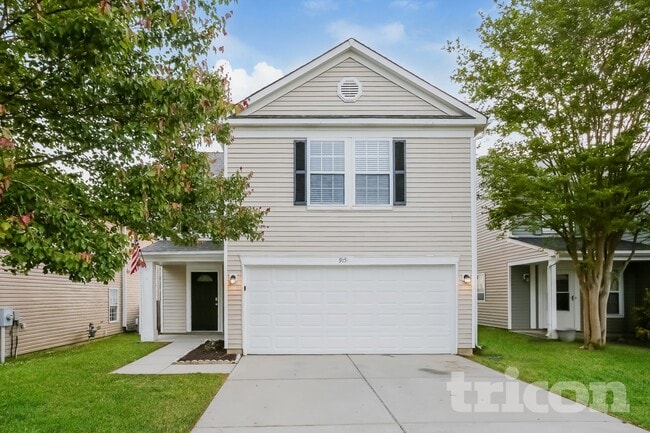 property at 915 Littleton Dr