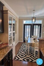 716 CARNEROS Cir in High Point, NC - Foto de edificio - Building Photo