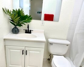 760 SE 2nd Ave, Unit G105 in Deerfield Beach, FL - Foto de edificio - Building Photo