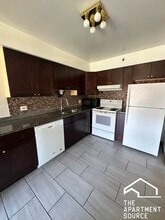 1639 Oakwood Ave in Des Plaines, IL - Foto de edificio - Building Photo