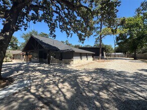 12518 Mile Dr in Houston, TX - Building Photo - Building Photo