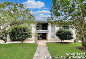 311 E San Antonio Ave in Boerne, TX - Building Photo