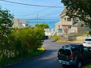 11 Mayflower Rd in Hull, MA - Building Photo - Building Photo