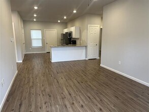 11682 State Hwy 64 in Tyler, TX - Building Photo - Building Photo