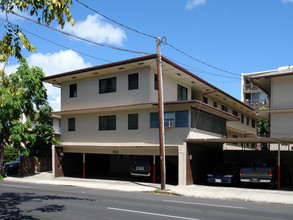 1526 Pensacola St in Honolulu, HI - Building Photo - Building Photo