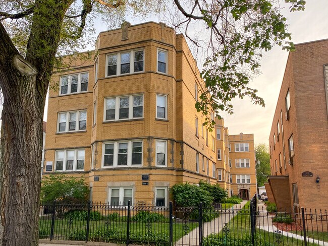 4808 N Paulina St in Chicago, IL - Building Photo - Building Photo