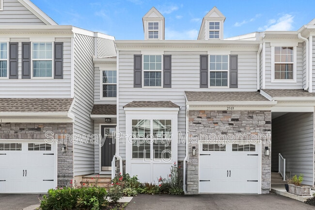 2503 Charleston Dr in Monroe Township, NJ - Building Photo - Building Photo