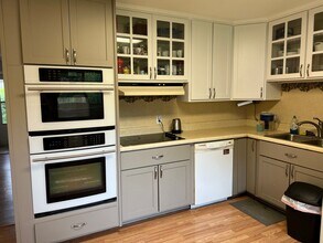 864 Hutcheson Dr in Blacksburg, VA - Building Photo - Building Photo