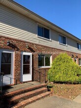 Jackson Village Apartments in Mechanicsville, VA - Foto de edificio - Interior Photo